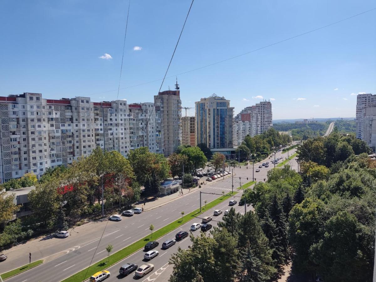 Apartment Chişinău Esterno foto